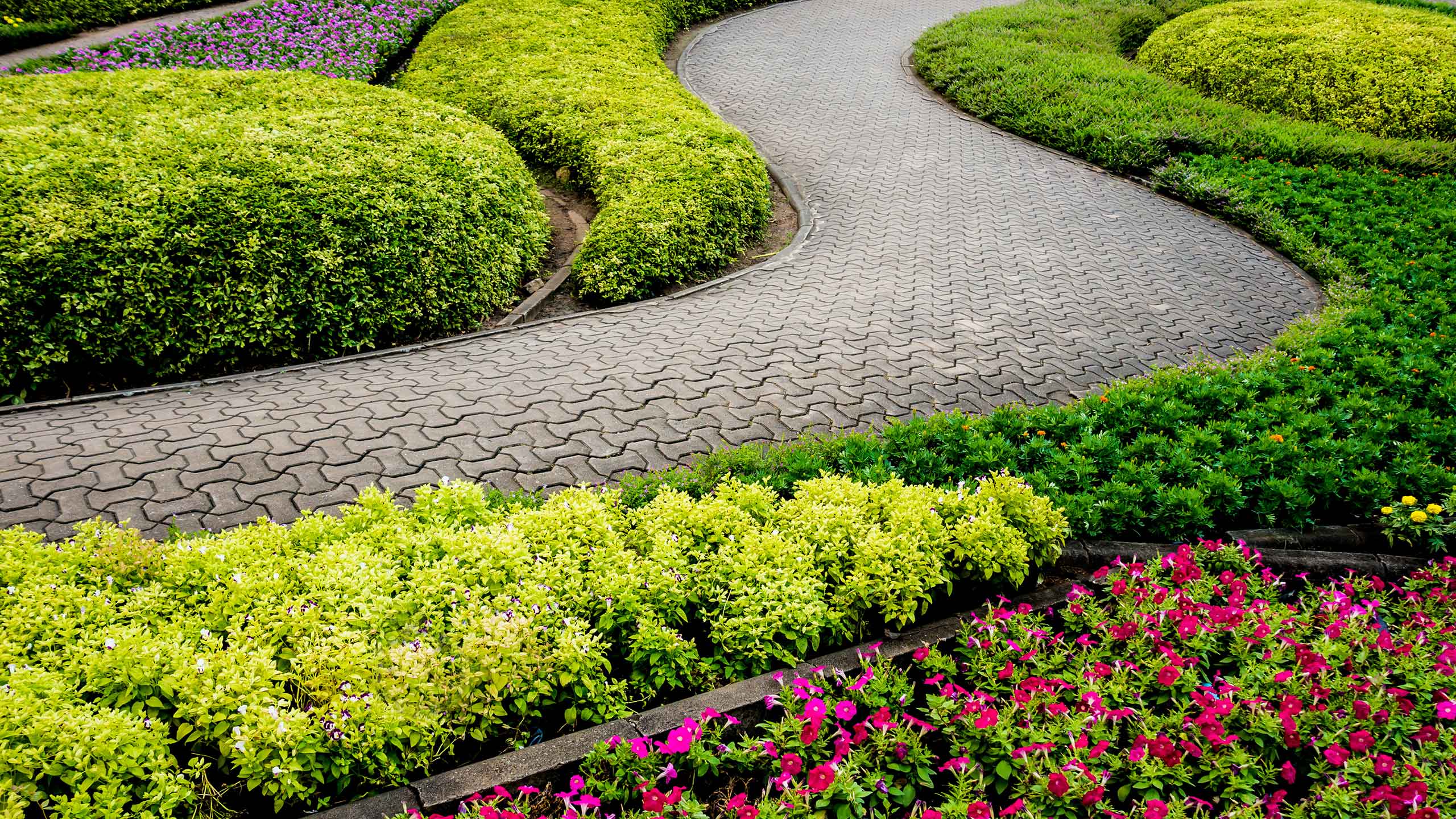 Residential Hardscaping Services